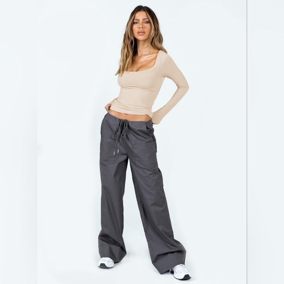 Princess Polly ARTHIE Beige Long Sleeve Top available in various sizes New w Tag - Picture 3 of 8